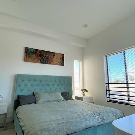 Вилла 3Bd/3Ba Modern Hollywood Townhouse With Private Rooftop Лос-Анджелес Экстерьер фото